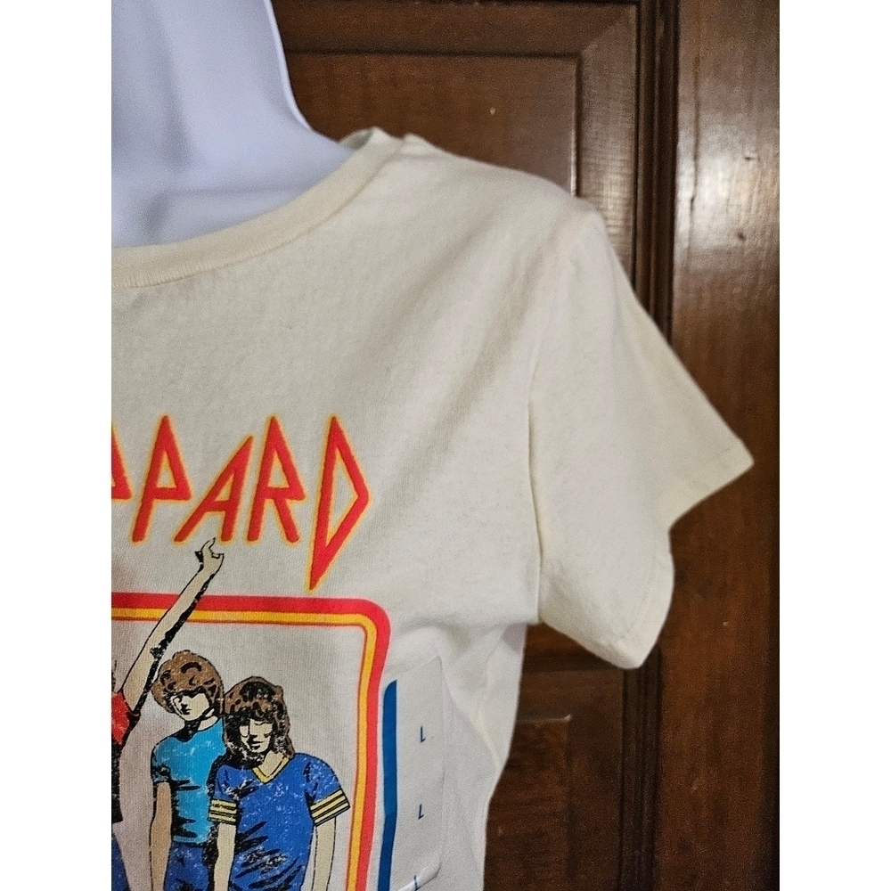 Def Leppard Crop Top - Picture 7 of 14